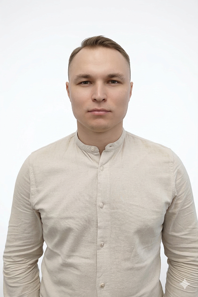 Денис Леонтьев